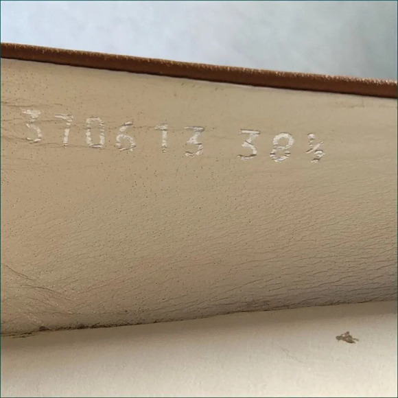 Sachalin Ballet Flats by Gucci - Women's Elegant Designer Shoes - Luxury Style - Picture 7 of 9